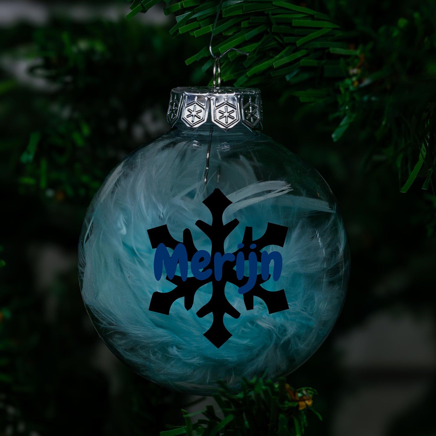 Kerstbal Licht Blauwe Veertjes - Naam + Sneeuwvlok