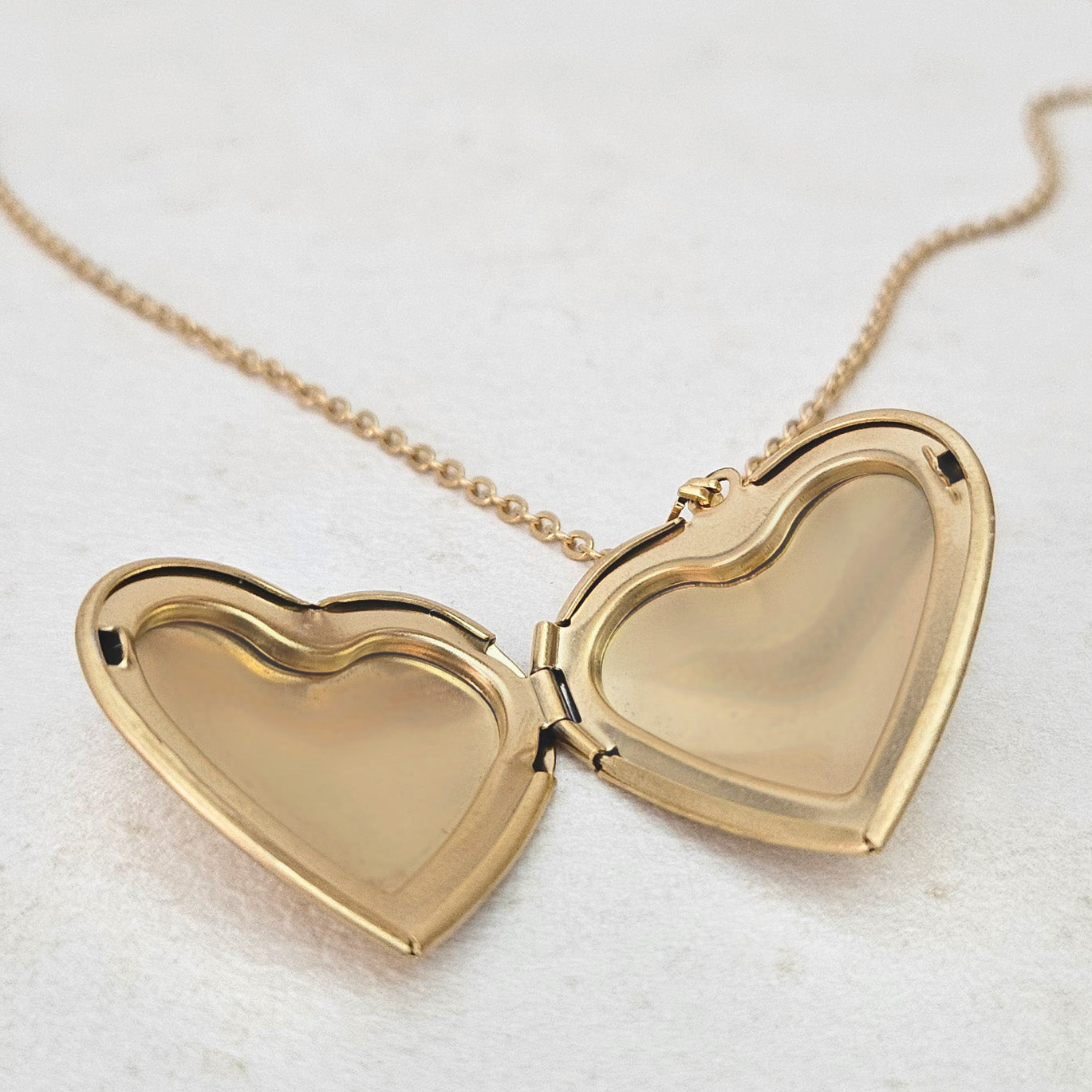 Medaillon Ketting Céleste - Naamlogo Koppel