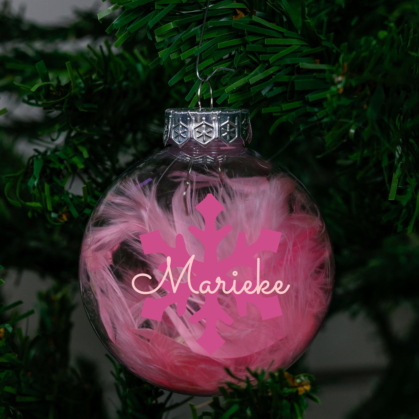 Kerstbal Roze Veertjes - Naam + Sneeuwvlok