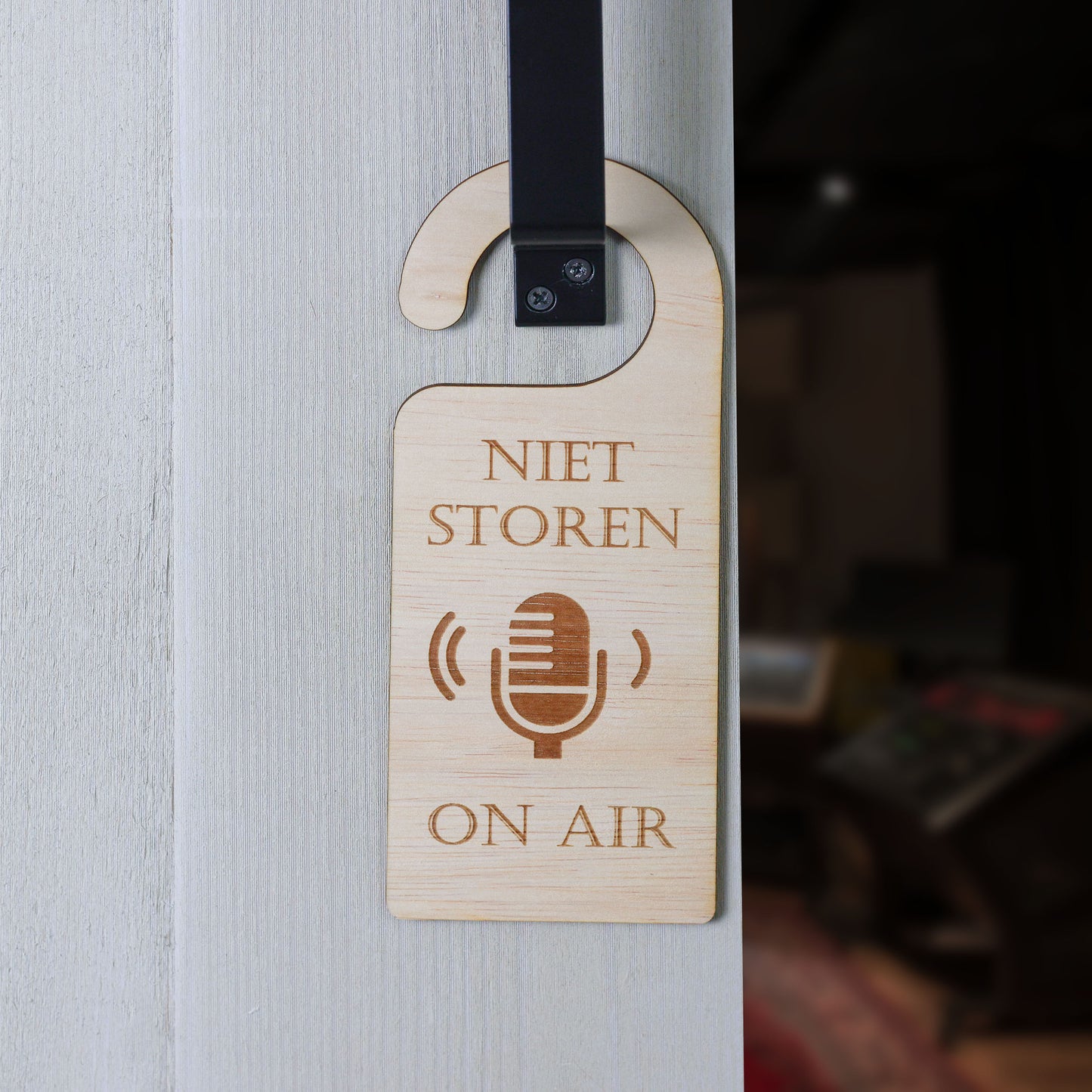 Deurhanger - Niet storen, on air.