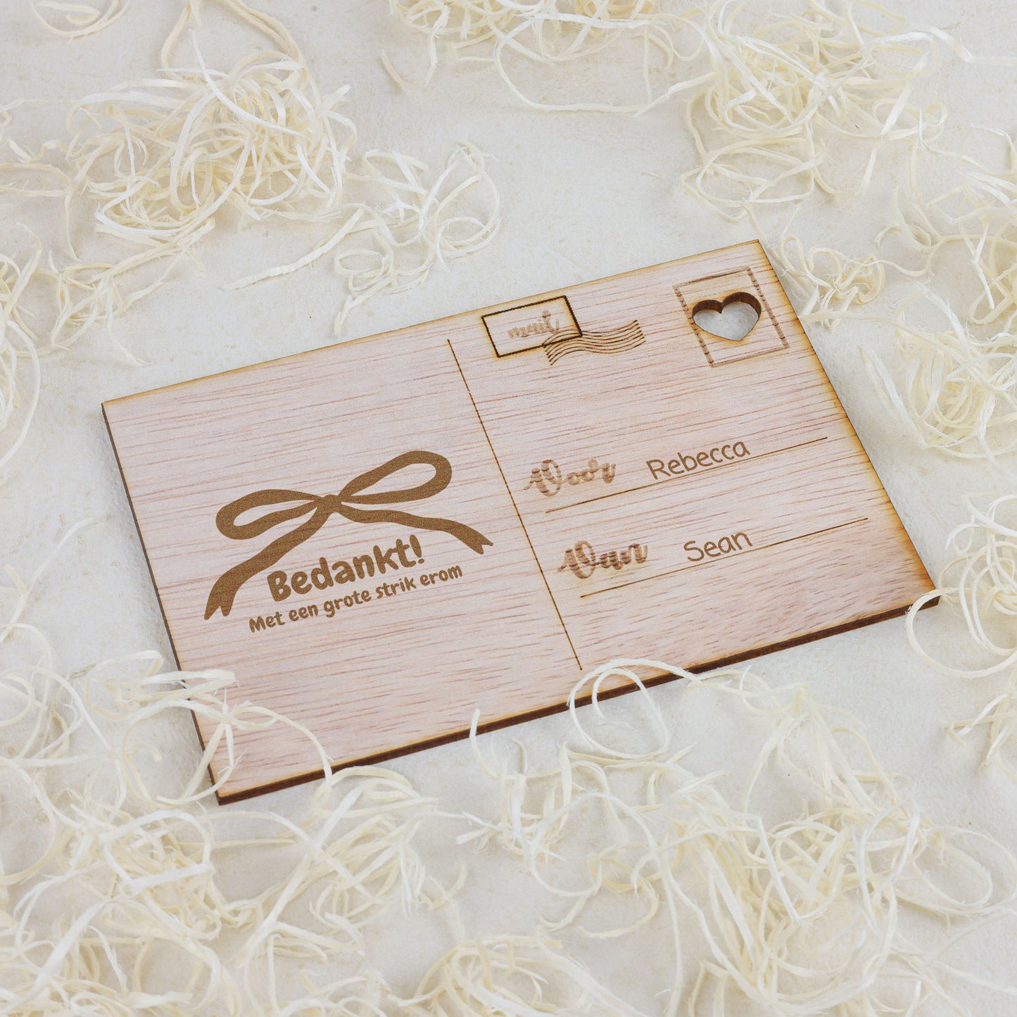 Houten kaart - Bedankt! Met een grote strik erom!