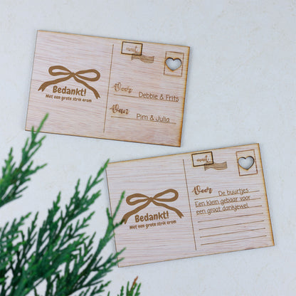 Houten kaart - Bedankt! Met een grote strik erom!