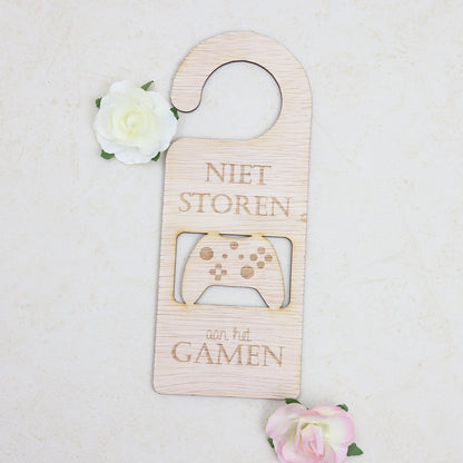 Deurhanger - Niet storen, aan het gamen.