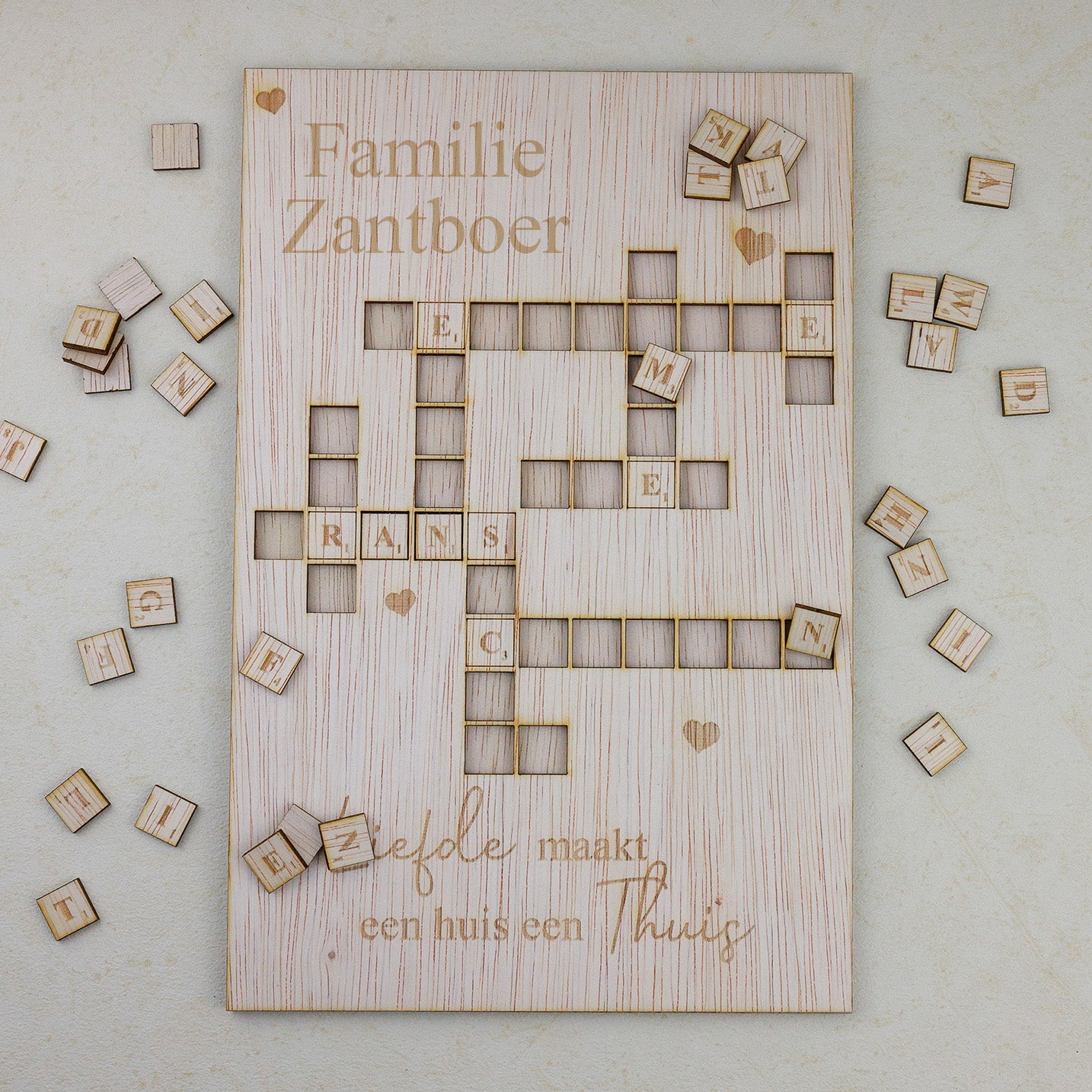 Scrabble puzzel - Familie