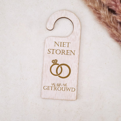 Deurhanger - Niet storen, wij zijn net getrouwd.